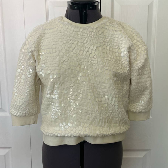 NWT French Connection Cream 3/4 Sleeve Frosty Polar Top with Scales, Size 0 🔴 - Picture 2 of 3
